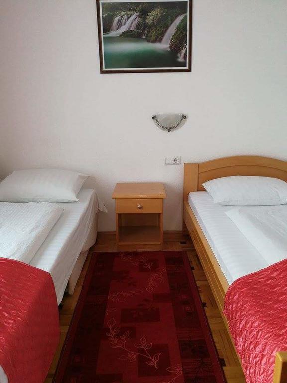 B&B Villa Una Бихач Экстерьер фото